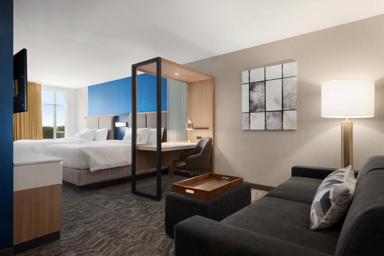 Springhill Suites By Marriott Milwaukee West/Wauwatosa Zewnętrze zdjęcie