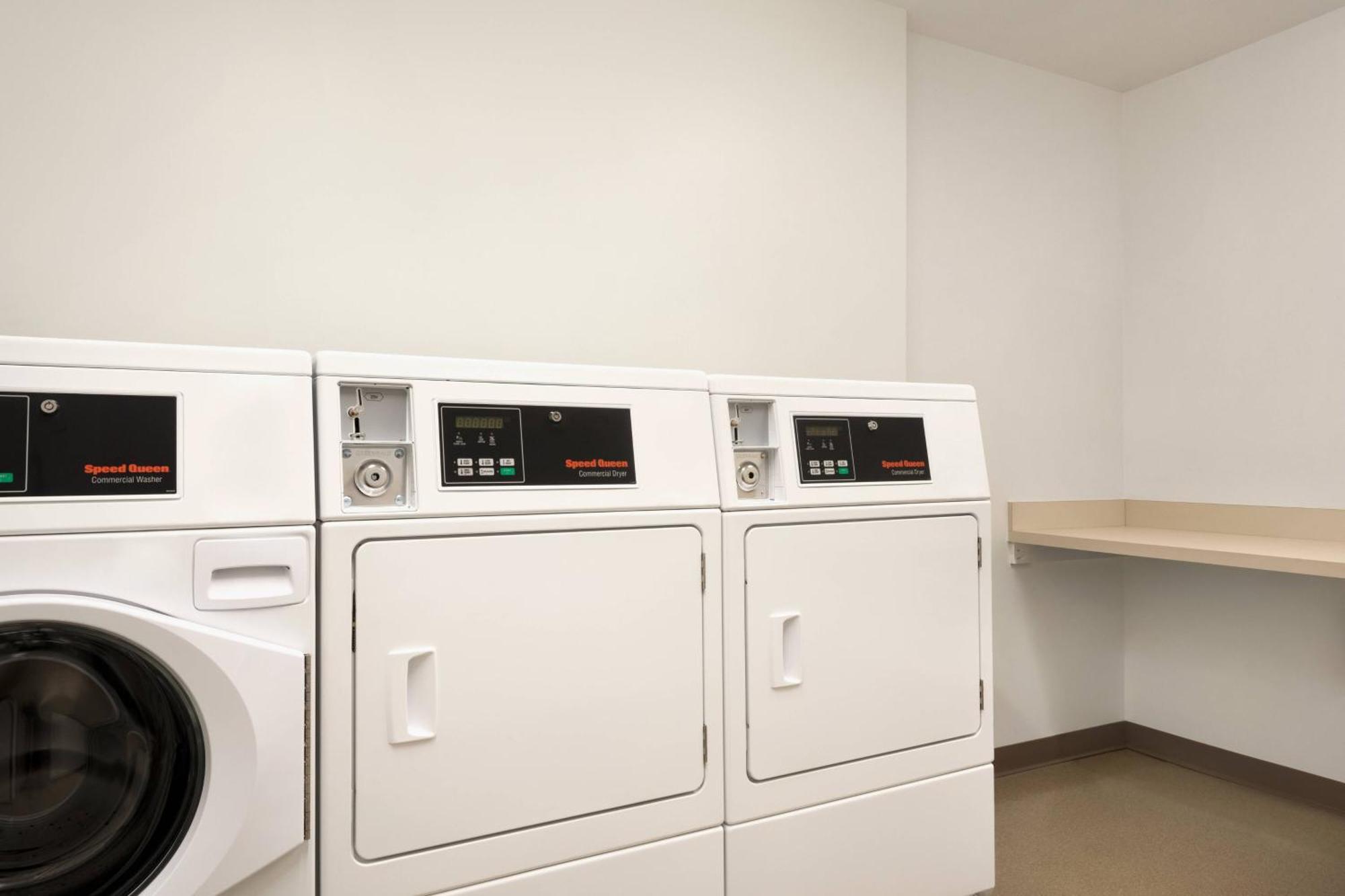 Springhill Suites By Marriott Milwaukee West/Wauwatosa Zewnętrze zdjęcie