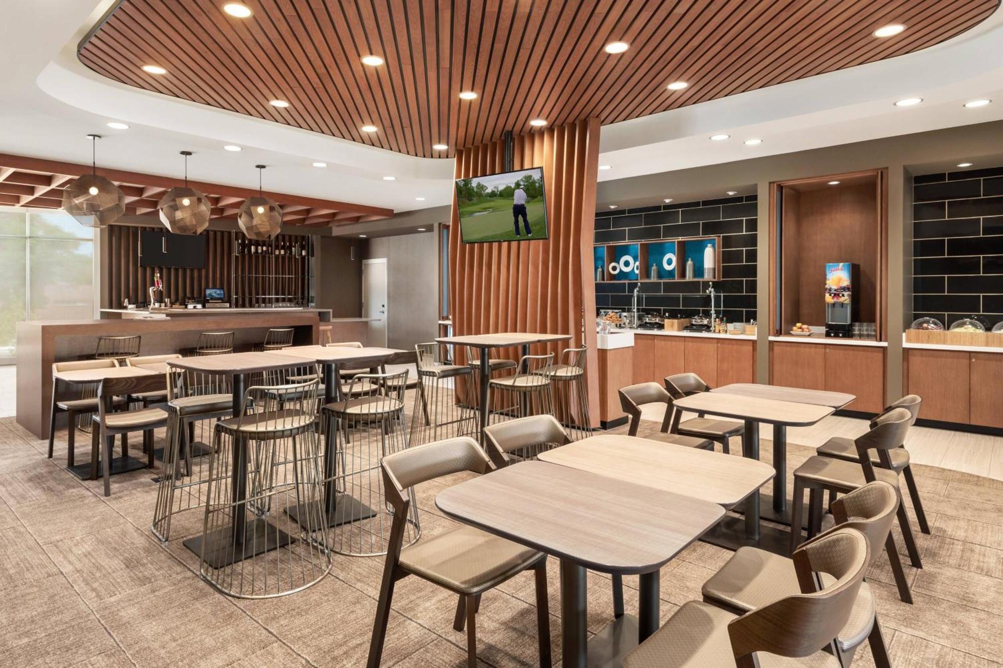 Springhill Suites By Marriott Milwaukee West/Wauwatosa Zewnętrze zdjęcie
